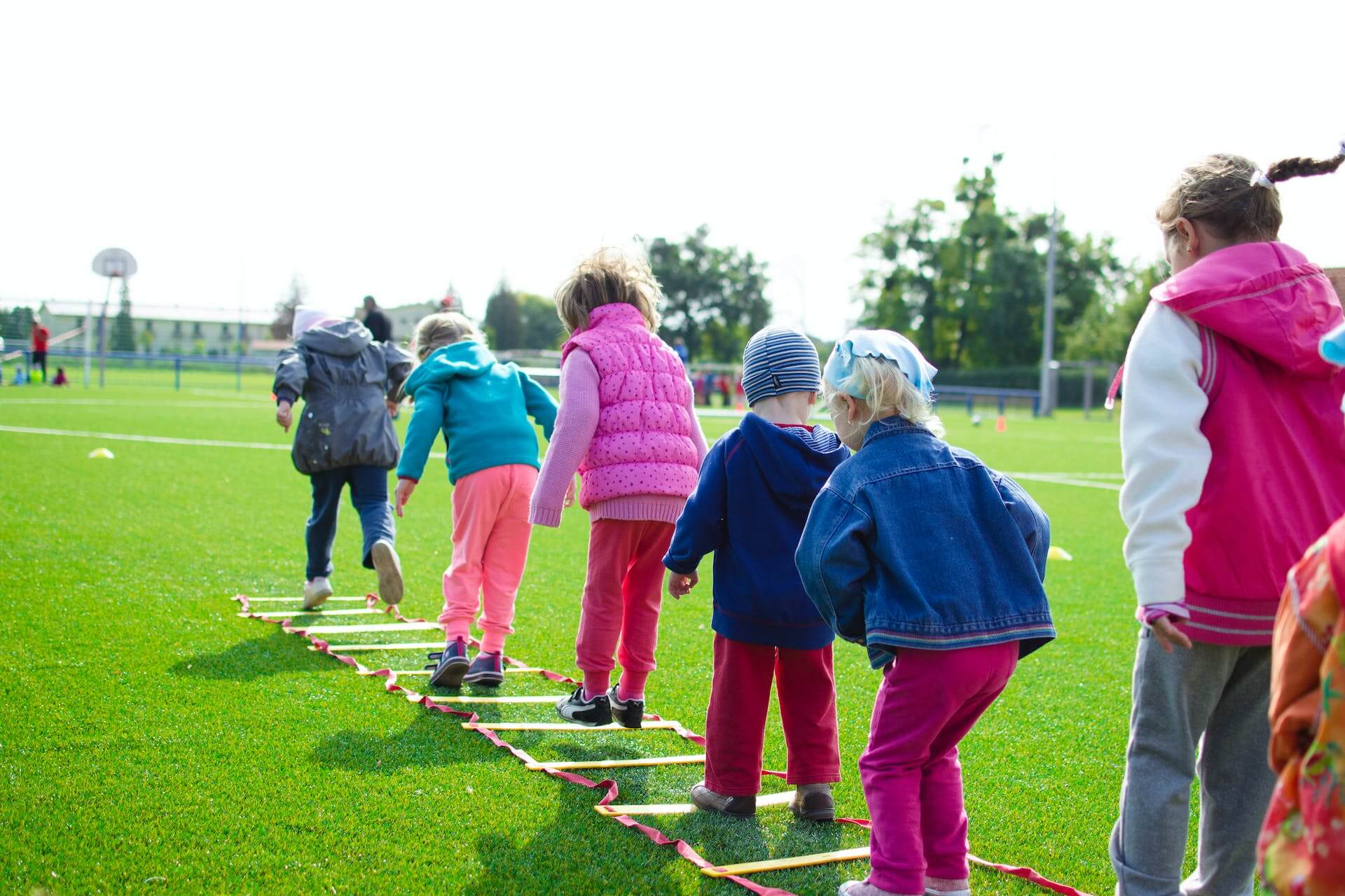 20 Best Cooperative Games for Kids to Foster Teamwork and Collaboration