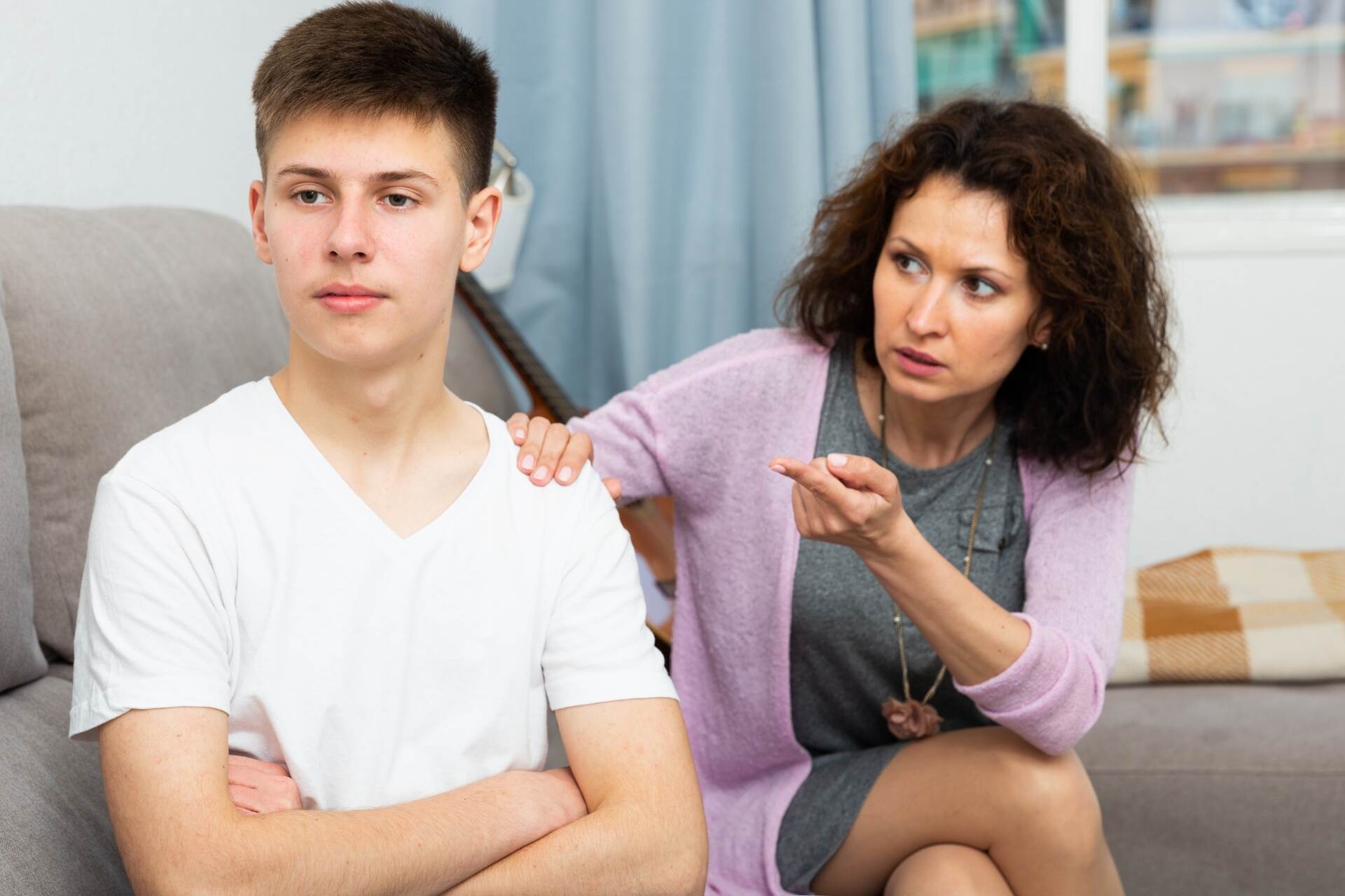 How to Parent a Defiant Teenager