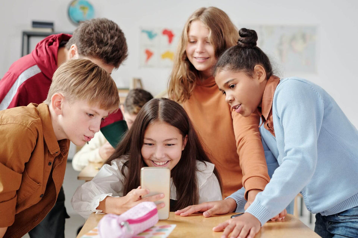 A Guide to Building Strong Social Skills for Teens – Mental Health ...